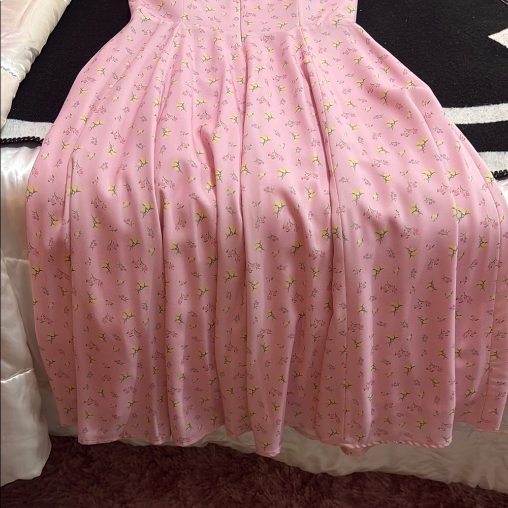 House of CB Pink Floral Dress off shoulder - Picture 6 of 10